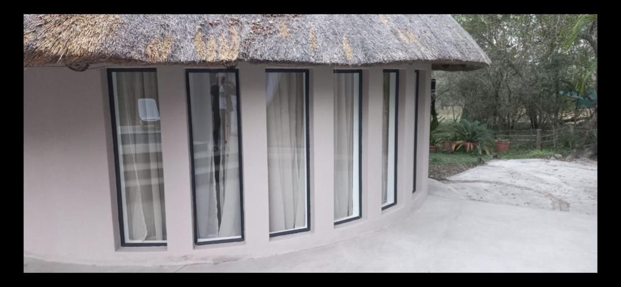 Hotel Wild Goose Marloth Park Exterior foto